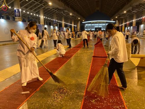 ภาพ No.121473:V.21 ลุยต่อ การเตรียมงาน เก็บงาน การรับบุญของเจ้าหน้าที่หน่วยงานต่างๆ เพื่อโครงการธรรมยาตรา กตัญญูบูชามหาปูชนียาจารย์ พระมงคลเทพมุนี (สด จนฺทสโร) พระผู้ปราบมาร อนุสรณ์สถาน 7 แห่ง ปีที่ 12 ระหว่างวันที่ 2 - 31 มกราคม พ.ศ.2567