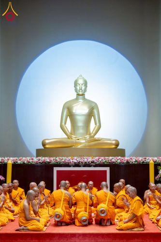 ภาพ No.244910:วันเสาร์ที่ 6 กันยายน พ.ศ. 2568 พิธีถวายบาตร บรรพชา อุปสมบทของนาคธรรมทายาท โครงการอุปสมบทหมู่บูชาธรรมครบรอบ 108 ปี  วันครูผู้ค้นพบวิชชาธรรมกาย ณ โบสถ์พระไตรปิฎก วัดพระธรรมกาย