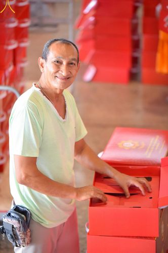 ภาพ No.212152:วันจันทร์ที่ 17 มีนาคม พ.ศ. 2568 บุญบรรจุกล่องไทยธรรม เพื่อถวายแด่พระสังฆาธิการ 40,000 กว่าวัดทั่วไทย ในวันคุ้มครองโลก 22 เมษายน พ.ศ. 2568 ณ บ้านแก้วเรือนทองคุณยายฯ วัดพระธรรมกาย