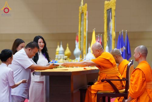 ภาพ No.207659:พิธีมอบโล่พระราชทาน สมเด็จพระกนิษฐาธิราชเจ้า กรมสมเด็จพระรัตนราชสุดาฯ สยามบรมราชกุมารี และโล่เกียรติยศโครงการตอบปัญหาธรรมะ "ทางก้าวหน้า" ครั้งที่ 42 พิธีมอบโล่วัชรเกียรติยศ โครงการตอบปัญหาศีลธรรมเพื่อสันติภาพโลก (WORLD-PEC) ครั้งที่ 18 วันที่ 12 ก.พ. 2568