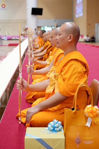 ภาพ No.343312:วันที่ 16 สิงหาคม พ.ศ.2569 พิธีมุทิตาสักการะพระราชาคณะ ณ ห้องแก้วสารพัดนึก 2 วัดพระธรรมกาย