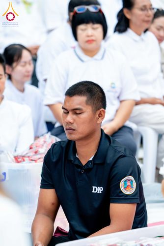 ภาพ No.285933:วันเสาร์ที่ 13 ธันวาคม พ.ศ.2568 พิธีตักบาตรพระภิกษุสามเณร 1,000 รูป ณ บริเวณหน้าอุทยานแห่งชาติเขาใหญ่ อำเภอปากช่อง จ.นครราชสีมา