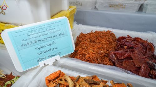 ภาพ No.72951:พิธีถวายภัตตาหารเป็นสังฆทาน แด่คณะพระธรรมยาตราฯ ในโครงการธรรมยาตรากตัญญูบูชา มหาปูชนียาจารย์ พระมงคลเทพมุนี(สด จนฺทสโร) พระผู้ปราบมาร อนุสรณ์สถาน 7 แห่ง ปีที่ 11 วันที่ 20 มกราคม พ.ศ. 2566