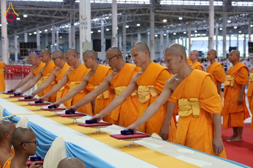 ภาพ No.308726:วันที่ 1 กุมภาพันธ์ พ.ศ. 2569 พิธีรับประกาศนียบัตร และพระของขวัญพระธรรมยาตรา ณ สภาธรรมกายสากล วัดพระธรรมกาย จ.ปทุมธานี