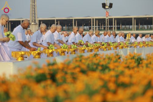 ภาพ No.320852:วันเสาร์ที่ 11 เมษายน พ.ศ.2569 พิธีเวียนประทักษิณ พิธีวันทาเจดีย์ โครงการอุปสมบทหมู่ บูชาธรรมหลวงพ่อธัมมชโย พ.ศ.2569 โครงการอุปสมบทหมู่ธรรมทายาท ระดับอุดมศึกษา รุ่น 53 (ภาคฤดูร้อน) ณ วัดพระธรรมกาย ปทุมธานี