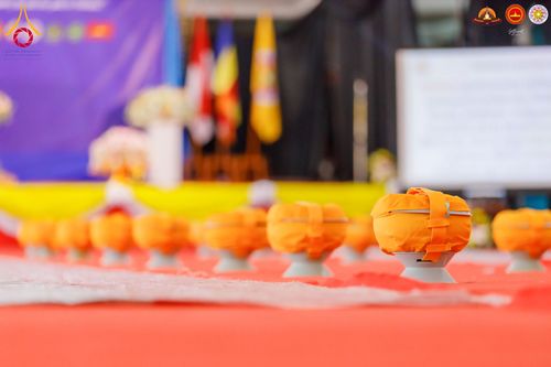 ภาพ No.283680:วันเสาร์ที่ 20 ธันวาคม  2568 พิธีบรรพชาสามเณร ณ ประเทศอินโดนีเซีย