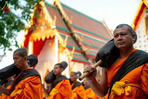 ภาพ No.294667:วันอาทิตย์ที่ 14 ธันวาคม พ.ศ.2568 พระธรรมยาตราปฏิบัติธรรมและถ่ายภาพหมู่ประวัติศาสตร์ ณ วัดสองพี่น้อง ต.ต้นตาล อ.สองพี่น้อง จ.สุพรรณบุรี ในโครงการธรรมยาตรา กตัญญูบูชา มหาปูชนียาจารย์ พระมงคลเทพมุนี(สด จนฺทสโร) พระผู้ปราบมาร อนุสรณ์สถาน 7 แห่ง ปีที่ 14