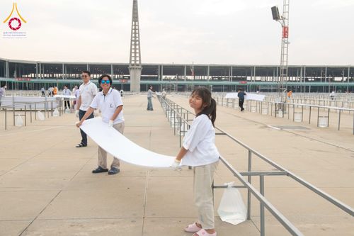 ภาพ No.326332:วันที่ 26 -27 เมษาบน พ.ศ.2569 การเก็บงานแผ่นหน้าโต๊ะที่ลานธรรม งานถวายมหาสังฆทาน 40,000 กว่าวัดทั่วประเทศ ณ ลานธรรม วัดพระธรรมกาย