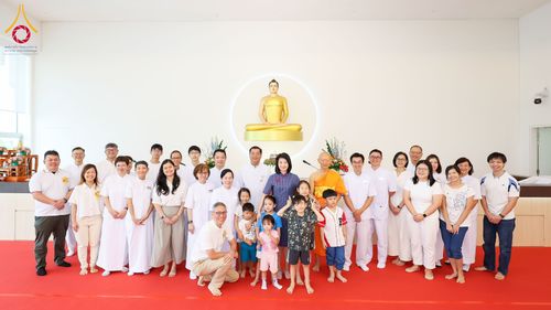 ภาพ No.332039:วันอาทิตย์ที่ 31 พฤษภาคม พ.ศ. 2569 วัดพระธรรมกายสิงคโปร์จุดประทีปแห่งศรัทธา ฉลองวิสาขบูชา ปี 2569 ยิ่งใหญ่ Dhammakaya Centre Singapore Illuminates the Lights of Faith in a Grand Vesak Day 2026 Celebration