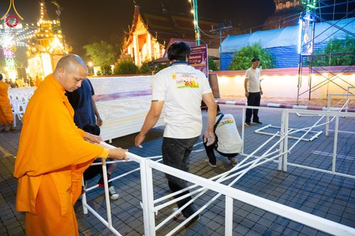 ภาพ No.311135:วันเสาร์ที่ 28 กุมภาพันธ์ พ.ศ. 2569 พิธีตักบาตรพระมหากุศล 11,250 รูป เฉลิมฉลอง 1,250 ปีศรีธรรมราชเจดีย์ สู่มรดกโลก ณ ถนนราชดำเนิน บริเวณหน้าวัดพระมหาธาตุวรมหาวิหาร อ.เมือง จ.นครศรีธรรมราช