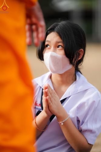 ภาพ No.128431:พิธีอัญเชิญพระบรมสารีริกธาตุ " ใจกลางเมืองนครหาดใหญ่ " เพื่อประดิษฐาน ณ มหารัตนเจดีย์สิริปทุมสวรรค์ (เจดีย์อริยพุทธะ 5 พระองค์) ศูนย์ปฏิบัติธรรมภาคใต้ อ.บางกล่ำ จ.สงขลา  วันที่ 9 มีนาคม พ.ศ.2567 (ชุดที่ 1)