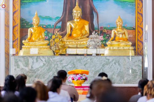 ภาพ No.288535:วันที่ 5 มกราคม พ.ศ. 2569 พิธีทอดผ้าป่าทำนุบำรุงศาสนสถาน ณ วัดอัมพวัน ต.สองพี่น้อง อ.สองพี่น้อง จ.สุพรรณบุรี ในโครงการธรรมยาตรา กตัญญูบูชา มหาปูชนียาจารย์ พระมงคลเทพมุนี(สด จนฺทสโร) พระผู้ปราบมาร อนุสรณ์สถาน 7 แห่ง ปีที่ 14