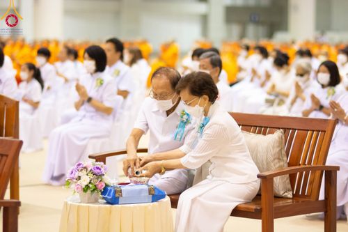 ภาพ No.90785:พิธีบำเพ็ญกุศลสวดพระอภิธรรม  อุบาสกถาวร พรหมถาวร (อุบาสกผู้ปั้นพระ) คืนที่ 3 วันจันทร์ที่ 16 ตุลาคม พ.ศ. 2566 ณ ห้องแก้วสารพัดนึก 1 สภาธรรมกายสากล วัดพระธรรมกาย จ.ปทุมธานี