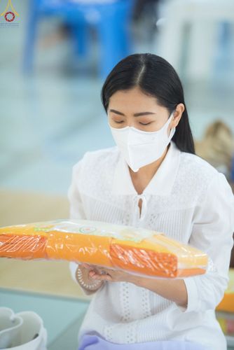 ภาพ No.75441:พิธีสวดพระพุทธมนต์และถวายภัตตาหารเป็นสังฆทาน เนื่องในวันมหาปูชนียาจารย์ วันที่ 3 กุมภาพันธ์ พ.ศ. 2565 ณ วัดพระธรรมกาย อ.คลองหลวง จ.ปทุมธานี