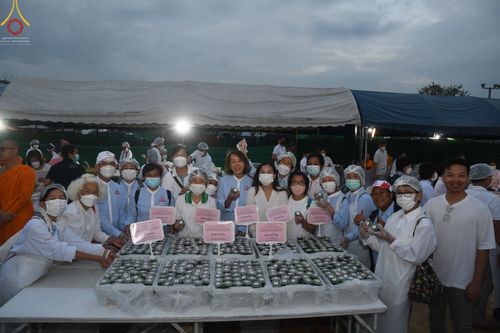 ภาพ No.69988:พิธีถวายภัตตาหารเป็นสังฆทาน แด่คณะพระธรรมยาตราฯ ในโครงการธรรมยาตราฯ ปีที่ 11 ณ อนุสรณ์สถานมหาวิหารพระมงคลเทพมุนี อ.สองพี่น้อง จ.สุพรรณบุรี วันที่ 10 มกราคม พ.ศ. 2566