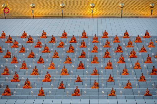 ภาพ No.312037:วันอังคารที่ 3 มีนาคม พ.ศ.2569 พิธีเวียนประทักษิณและจุดมาฆประทีป ณ ลานธรรมพระมหาธรรมกายเจดีย์ วัดพระธรรมกาย