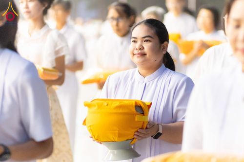 ภาพ No.298030:วันเสาร์ที่ 17 มกราคม พ.ศ. 2569 พิธีบรรพชาอุปสมบท โครงการอุปสมบทหมู่ บูชาธรรมครบ 117 ปี คุณยายอาจารย์มหารัตนอุบาสิกาจันทร์ ขนนกยูง  ณ อุโบสถพระไตรปิฎก วัดพระธรรมกาย