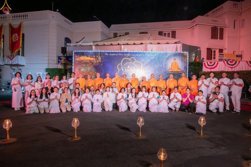 ภาพ No.332875:วันอาทิตย์ที่ 31 พฤษภาคม พ.ศ. 2569 วันวิสาขบูชา ณ วัดพระธรรมกายแคลิฟอร์เนีย  ประเทศสหรัฐอเมริกา