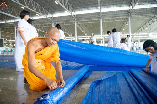 ภาพ No.345493:วันพฤหัสบดีที่ 27 สิงหาคม พ.ศ.2569 พิธีตักบาตรในวันธรรมชัย ณ สภาธรรมกายสากล วัดพระธรรมกาย ปทุมธานี