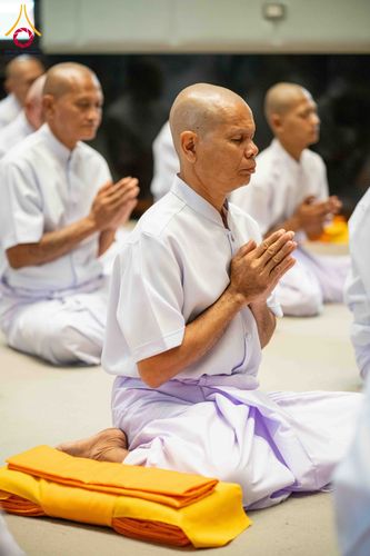 ภาพ No.298205:วันเสาร์ที่ 17 มกราคม พ.ศ. 2569 พิธีบรรพชาอุปสมบท โครงการอุปสมบทหมู่ บูชาธรรมครบ 117 ปี คุณยายอาจารย์มหารัตนอุบาสิกาจันทร์ ขนนกยูง  ณ อุโบสถพระไตรปิฎก วัดพระธรรมกาย