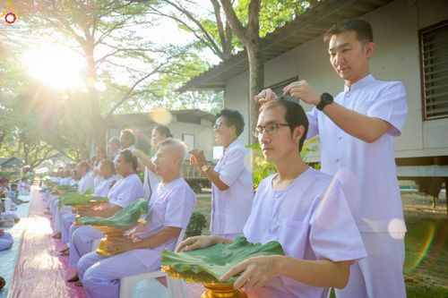 ภาพ No.319753:วันอาทิตย์ที่ 5 เมษายน พ.ศ.2569 พิธีตัดปอยผม และปลงผมนาคธรรมทายาท โครงการบรรพชาและอุปสมบทหมู่ รุ่นบูชาธรรม 82 ปี หลวงพ่อธัมมชโย