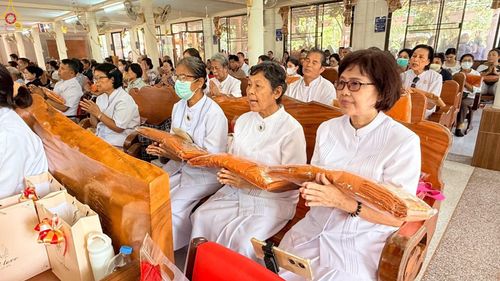 ภาพ No.282887:วันที่ 26 ตุลาคม พ.ศ.2568 พิธีทอดกฐินสามัคคีทั่วไทย 30,000 วัด  โดยคณะศิษยานุศิษย์ บูชาธรรม 81 ปี  หลวงพ่อธัมมชโย ณ วัดอัมพวนาราม อำเภอบ้านโป่ง จ. สระบุรี