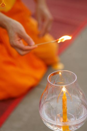 ภาพ No.307615:วันที่ 31 มกราคม พ.ศ. 2569 พิธีจุดประทีปธรรมถวายเป็นพุทธบูชา  และบูชาธรรมมหาปูชนียาจารย์ (ภาพชุดที่ 2) ณ วัดพระธรรมกาย ปทุมธานี ในโครงการธรรมยาตรา กตัญญูบูชา มหาปูชนียาจารย์ พระมงคลเทพมุนี(สด จนฺทสโร) พระผู้ปราบมาร อนุสรณ์สถาน 7 แห่ง ปีที่ 14