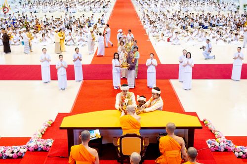 ภาพ No.327758:วันที่ 3 พฤษภาคม พ.ศ.2569 พิธีรับมอบพระบรมสารีริกธาตุ จากสาธารณรัฐแห่งสหภาพเมียนมา ณ ห้องแก้วสารพัดนึก วัดพระธรรมกาย