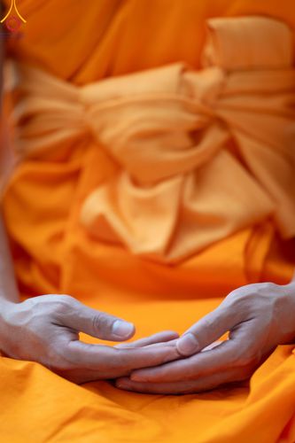 ภาพ No.106234:พระธรรมยาตราร่วมปฏิบัติธรรม และถ่ายภาพหมู่ประวัติศาสตร์ ในโครงการธรรมยาตรากตัญญูบูชา มหาปูชนียาจารย์ พระมงคลเทพมุนี(สด จนฺทสโร) พระผู้ปราบมาร  อนุสรณ์สถาน 7 แห่ง ปีที่ 12  วันที่ 4 มกราคม พ.ศ. 2567  ณ อนุสรณ์สถานมหาวิหารพระมงคลเทพมุนี จ.สุพรรณบุรี