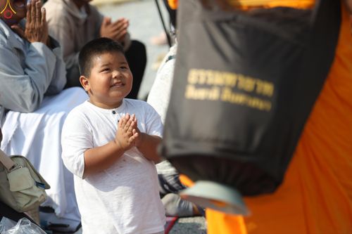 ภาพ No.299454:วันที่ 18 มกราคม พ.ศ. 2569 พิธีต้อนรับพระธรรมยาตรา ณ อนุสรณ์สถานลำดับที่ 5 สถานที่เผยแผ่วิชชาธรรมกายครั้งแรก อนุสรณ์สถานบางปลา วัดบางปลา อำเภอบางเลน จังหวัดนครปฐม ในโครงการธรรมยาตรา กตัญญูบูชา มหาปูชนียาจารย์ พระมงคลเทพมุนี(สด จนฺทสโร) พระผู้ปราบมาร อนุส