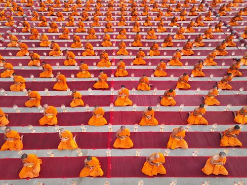 ภาพ No.75235:พิธีจุดประทีปถวายเป็นพุทธบูชา และบูชาธรรมมหาปูชนียาจารย์ ในโครงการธรรมยาตรากตัญญูบูชา มหาปูชนียาจารย์ พระมงคลเทพมุนี(สด จนฺทสโร) พระผู้ปราบมาร ปีที่ 11 ณ อนุสรณ์สถานลำดับที่ 7 สถานที่ขยายวิชชาธรรมกาย วัดพระธรรมกาย จ.ปทุมธานี วันที่ 31 มกราคม พ.ศ. 2566