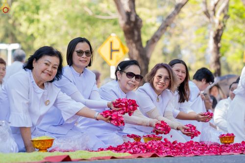 ภาพ No.286819:วันที่ 2 มกราคม พ.ศ.2569 พิธีต้อนรับพระธรรมยาตรา ครั้งที่ 1 (ภาพชุดที่ 2) ณ วัดพระธรรมกาย (วิหารหลวงปู่ - พระมหาธรรมกายเจดีย์)