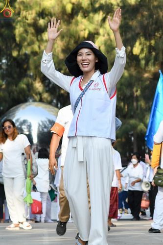 ภาพ No.107788:V.4 ทุ่มใจ การเตรียมงาน เก็บงาน การรับบุญของเจ้าหน้าที่หน่วยงานต่างๆ เพื่อโครงการธรรมยาตรา กตัญญูบูชามหาปูชนียาจารย์ พระมงคลเทพมุนี (สด จนฺทสโร) พระผู้ปราบมาร อนุสรณ์สถาน 7 แห่ง ปีที่ 12 ระหว่างวันที่ 2 - 31 มกราคม พ.ศ.2567