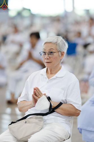 ภาพ No.151306:พิธีบูชาข้าวพระ ในวันอาทิตย์ต้นเดือน วันที่ 1 กันยายน พ.ศ. 2567 ณ สภาธรรมกายสากล วัดพระธรรมกาย