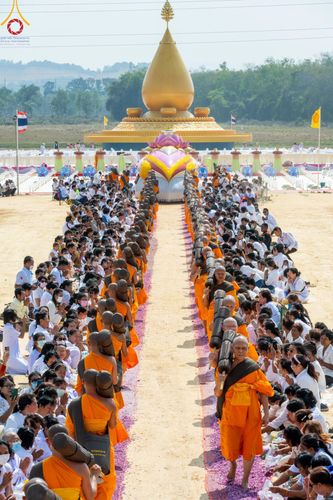 ภาพ No.129146:พระธรรมยาตราเดินธรรมยาตรา ณ ชุมชนรอบศูนย์ปฏิบัติธรรมภาคใต้ อ.บางกล่ำ จ.สงขลา วันที่ 10 มีนาคม พ.ศ. 2567