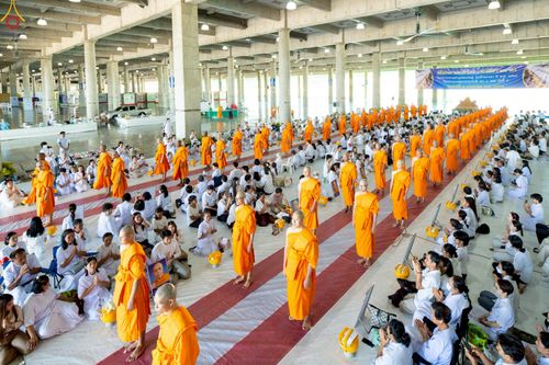 ภาพ No.232416:วันเสาร์ที่ 5 กรกฎาคม พ.ศ. 2568 พิธีบรรพชาอุปสมบท ธรรมทายาท โครงการบรรพชาอุปสมบทหมู่ รุ่นเข้าพรรษา ,  โครงการบวชพระนานาชาติ AEC & WAB รุ่นที่ 9 ณ วัดพระธรรมกาย