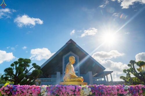 ภาพ No.248862:วันที่ 20 กันยายน พ.ศ. 2568 พิธีอัญเชิญรูปหล่อหลวงปู่วัดปากน้ำ ภาษีเจริญ จากวัดมงคลนิมิตร พระอารามหลวง เพื่อประดิษฐาน ณ วิหารพระมงคลเทพมุนี (สด จนฺทสโร)  ศูนย์ปฏิบัติธรรมภูเก็ต จ.ภูเก็ต