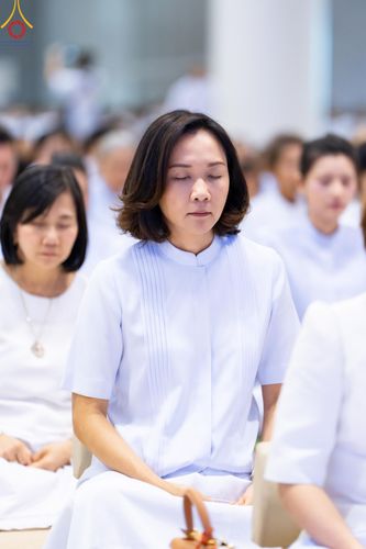 ภาพ No.139208:พิธีตักบาตร , พิธีบูชาข้าวพระ ณ ห้องแก้วสารพัด 1 สภาธรรมกายสากล วัดพระธรรมกาย วันอาทิตย์ต้นเดือนที่ 2 มิถุนายน พ.ศ. 2567