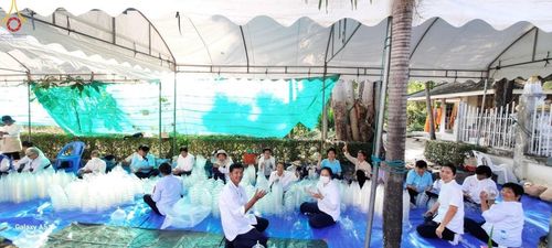 ภาพ No.115917:V.15 สามัคคี การเตรียมงาน เก็บงาน การรับบุญของเจ้าหน้าที่หน่วยงานต่างๆ เพื่อโครงการธรรมยาตรา กตัญญูบูชามหาปูชนียาจารย์ พระมงคลเทพมุนี (สด จนฺทสโร) พระผู้ปราบมาร อนุสรณ์สถาน 7 แห่ง ปีที่ 12 ระหว่างวันที่ 2 - 31 มกราคม พ.ศ.2567