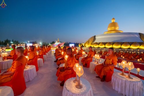 ภาพ No.302299:วันที่ 23 มกราคม พ.ศ. 2569 พิธีจุดประทีปธรรมถวายเป็นพุทธบูชา (ภาพชุดที่ 2) และบูชาธรรมมหาปูชนียาจารย์  ณ อนุสรณ์สถานลำดับที่ 5 สถานที่เผยแผ่วิชชาธรรมกายครั้งแรก อนุสรณ์สถานบางปลา วัดบางปลา อำเภอบางเลน จังหวัดนครปฐม ในโครงการธรรมยาตรา กตัญญูบูชา มหาปูชนีย