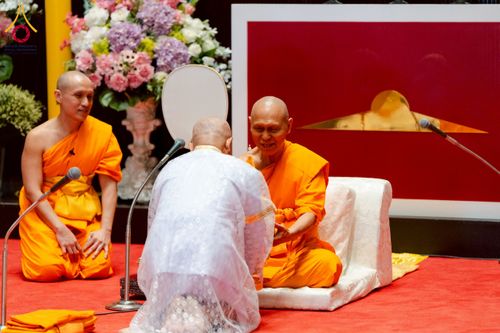 ภาพ No.223627:วันที่ 11 พฤษภาคม พ.ศ. 2568 พิธีบรรพชาของอุบาสก พิสิทธิ์ หมื่นแกล้ว  ณ วัดพระธรรมกาย