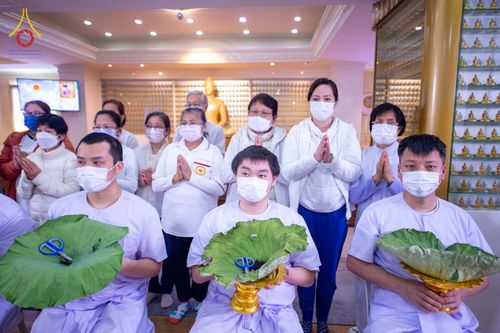 พิธีบรรพชาสามเณร รุ่นที่ 9 ประจำปี 2565 ณ วัดพระธรรมกายฮ่องกง ประเทศสาธารณรัฐประชาชนจีน วันที่ 24 ธันวาคม พ.ศ. 2565