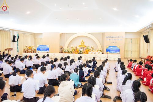 ภาพ No.103512:วันรวมพลังเด็กดี V-Star ผู้นำฟื้นฟูศีลธรรมโลก จังหวัดเชียงรายและจังหวัดพะเยา ณ ศูนย์ปฏิบัติธรรมจังหวัดเชียงราย วันที่ 2 ธันวาคม พ.ศ. 2566