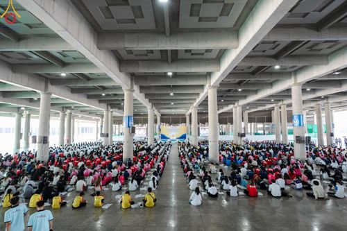 ภาพ No.59407:การอบรมอาสาสมัคร  เตรียมงานและจัดถวายภัตตาหาร แด่พระสังฆาธิการ 10,000 กว่าวัดทั่วประเทศ ในวันที่ 21-22 เมษายน พ.ศ.2567 เพื่องานวันคุ้มครองโลก จัดโดย ชมรมพุทธศาสตร์สากลฯ