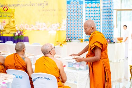 ภาพ No.208512:พิธีถวายสังฆทานแด่คณะสงฆ์ 323 วัด ปีที่ 21 ครั้งที่ 174 พิธีมอบกองทุนหนุนแรงใจช่วยครูใต้ ปีที่ 18 ครั้งที่ 138 และพิธีทำบุญอุทิศส่วนกุศลให้ผู้วายชนม์ ณ วัดบุณณาราม(วัดโคกงู) จ.นราธิวาส วันเสาร์ที่ 15 กุมภาพันธ์ พ.ศ.2568