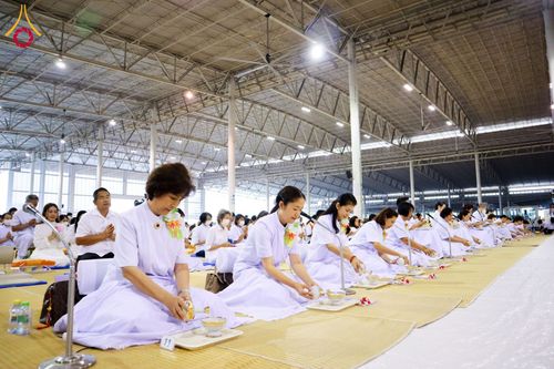 ภาพ No.121619:พิธีถวายภัตตาหารเป็นสังฆทาน แด่คณะพระธรรมยาตรา ปีที่ 12 วันที่ 31 มกราคม พ.ศ. 2567 ณ สภาธรรมกายสากล วัดพระธรรมกาย