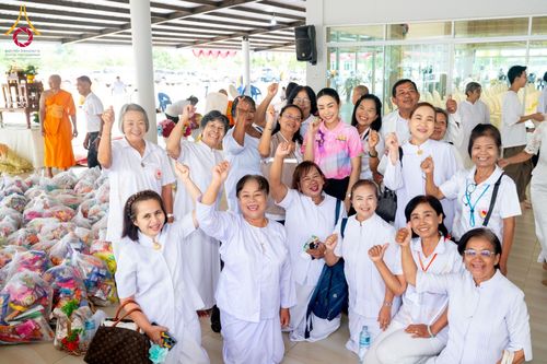 ภาพ No.156202:พิธีถวายสังฆทานแด่คณะสงฆ์ 323 วัด 4 จังหวัดชายแดนภาคใต้ ปีที่ 20 ครั้งที่ 173 พิธีมอบกองทุนหนุนแรงใจช่วยครูใต้ ปีที่ 17 ครั้งที่ 137 วันเสาร์ที่ 21 กันยายน พ.ศ.2567 ณ ศูนย์ปฏิบัติธรรมภาคใต้ อ.บางกล่ำ จ.สงขลา