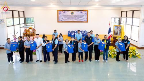 ภาพ No.259754:วันที่ 24 ตุลาคม พ.ศ. 2568 รพ.สต.คลองหนึ่ง อ.คลองหลวง สังกัด อบจ.ปทุมธานี จัดประชุมและมอบครุภัณฑ์ทางการแพทย์ เสริมพลัง อสม. ขับเคลื่อนสุขภาพชุมชนอย่างยั่งยืน ณ วัดพระธรรมกาย