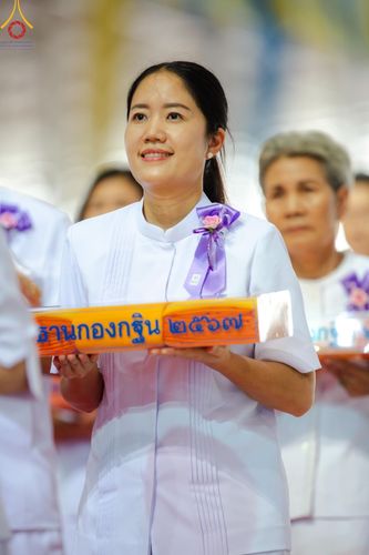 ภาพ No.167757:พิธีทอดกฐิน และ พิธีกรานกฐิน ในวันอาทิตย์ที่ 3 พฤศจิกายน พ.ศ. 2567 ณ วัดพระธรรมกาย จ.ปทุมธานี