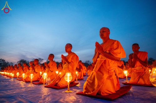 ภาพ No.132399:พิธีจุดโคมประทีปถวายเป็นพุทธบูชา ในโครงการบรรพชา 1,250 รูป ณ แดนประสูติ สวนลุมพินี ประเทศเนปาล วันที่ 17 มีนาคม พ.ศ. 2567